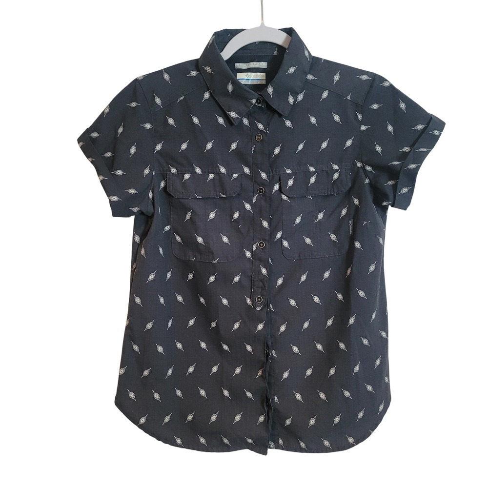 Columbia Omni-Shade Women XS Gray Ikat Print Short Sleeve Hiking Button Up Shirt